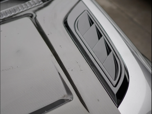 Land Rover Defender Bonnet Vent 90, 110, 130